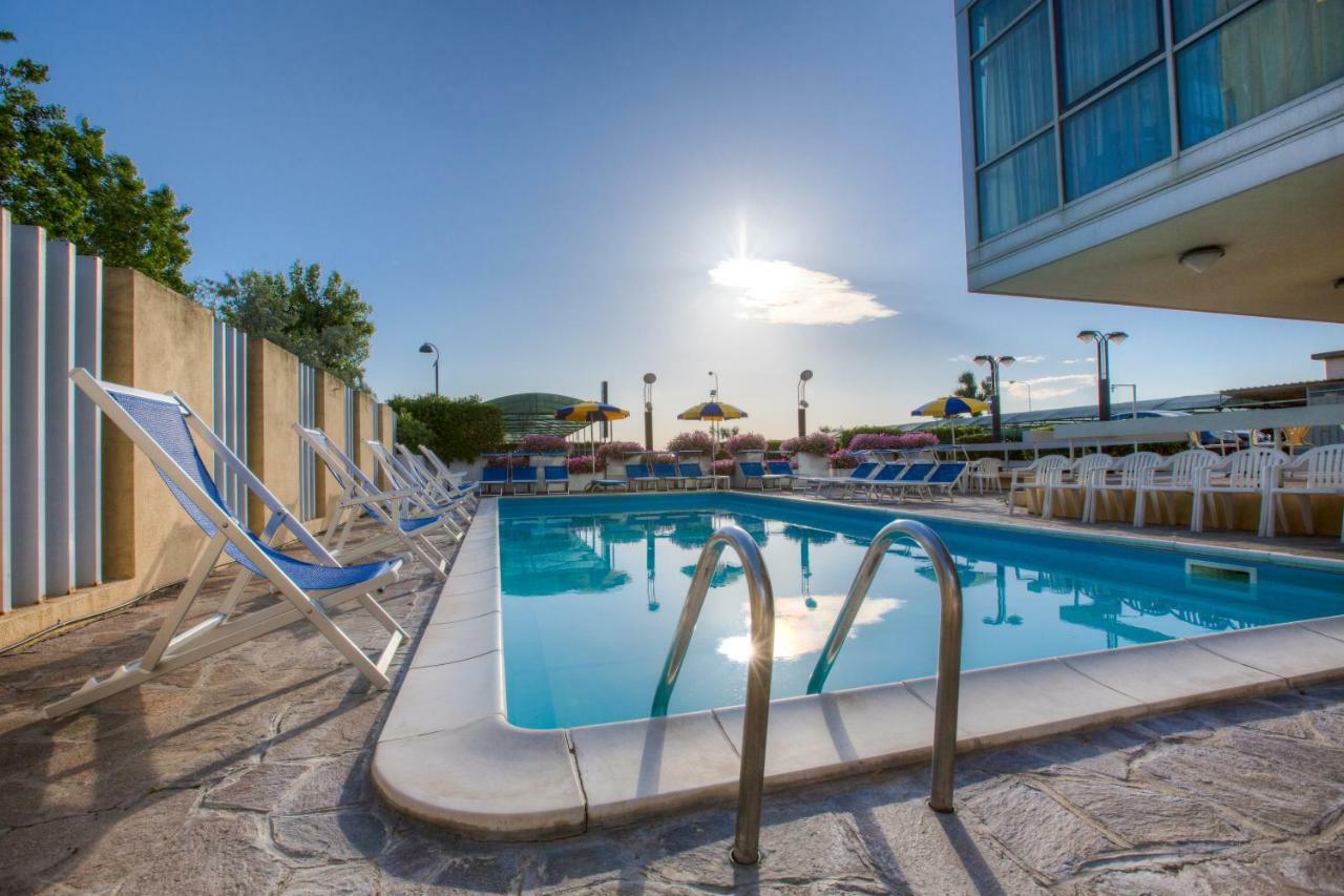 Hotel Tilmar Rímini